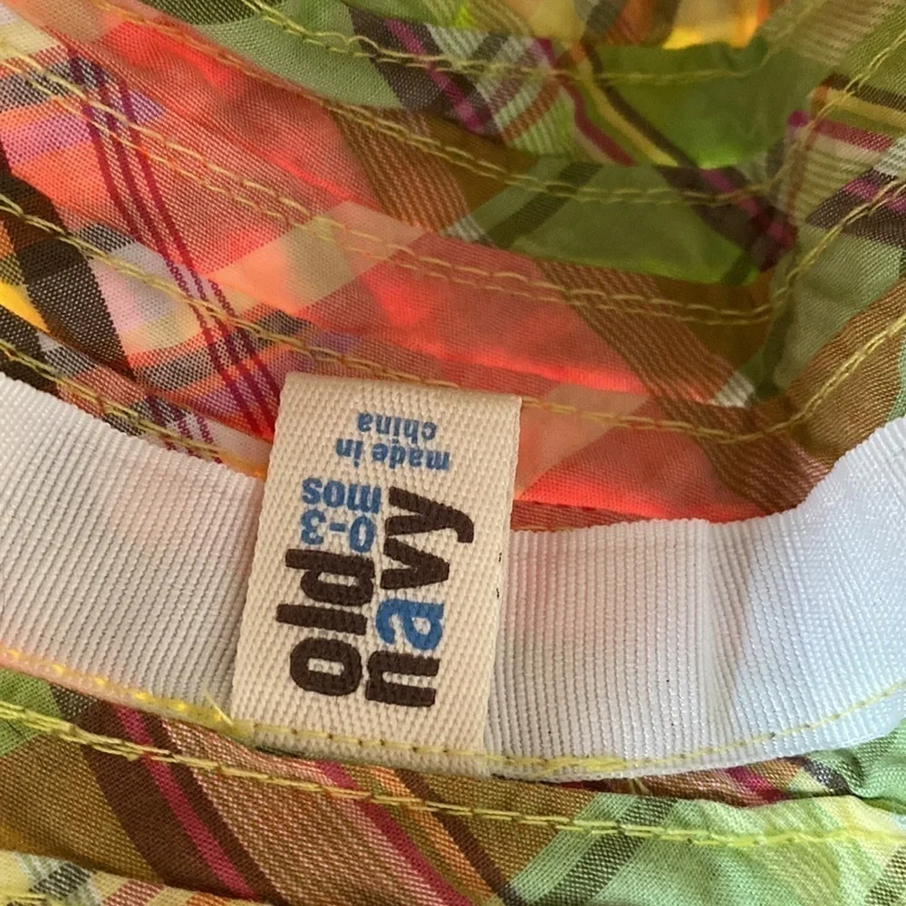 Old Navy Multicolored hat sz0-3